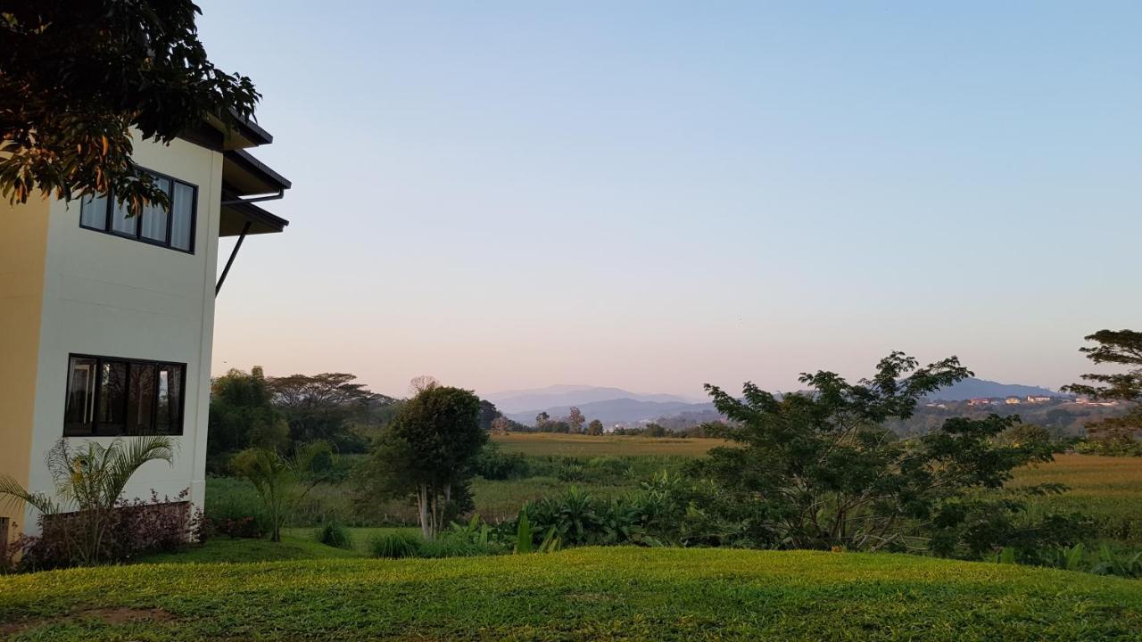 Baan Sakuna Hotel Chiang Khong Esterno foto