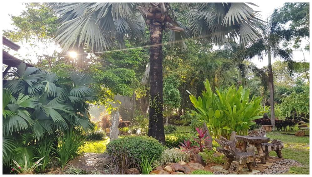 Baan Sakuna Hotel Chiang Khong Esterno foto
