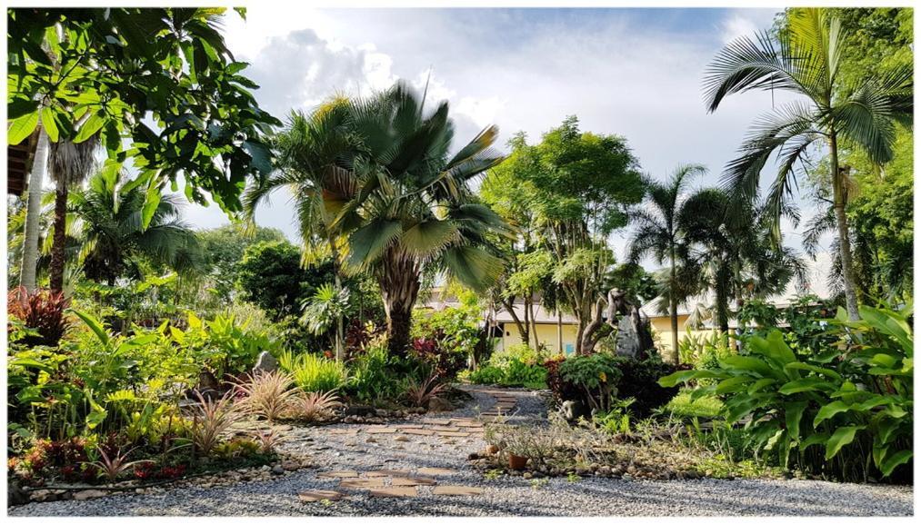 Baan Sakuna Hotel Chiang Khong Esterno foto